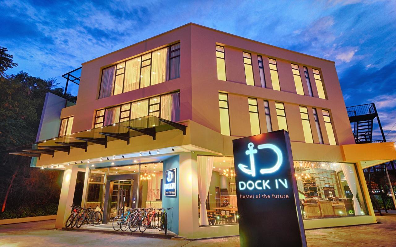 Dock In Albergue Kota Kinabalu Exterior foto